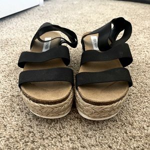 Steve Madden Kimmie sandals size 7